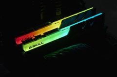 GSKILL TRIDENT Z RGB LED DDR4-4400Mhz CL19 32GB (2X16GB) DUAL (19-26-26-46) 1.5V